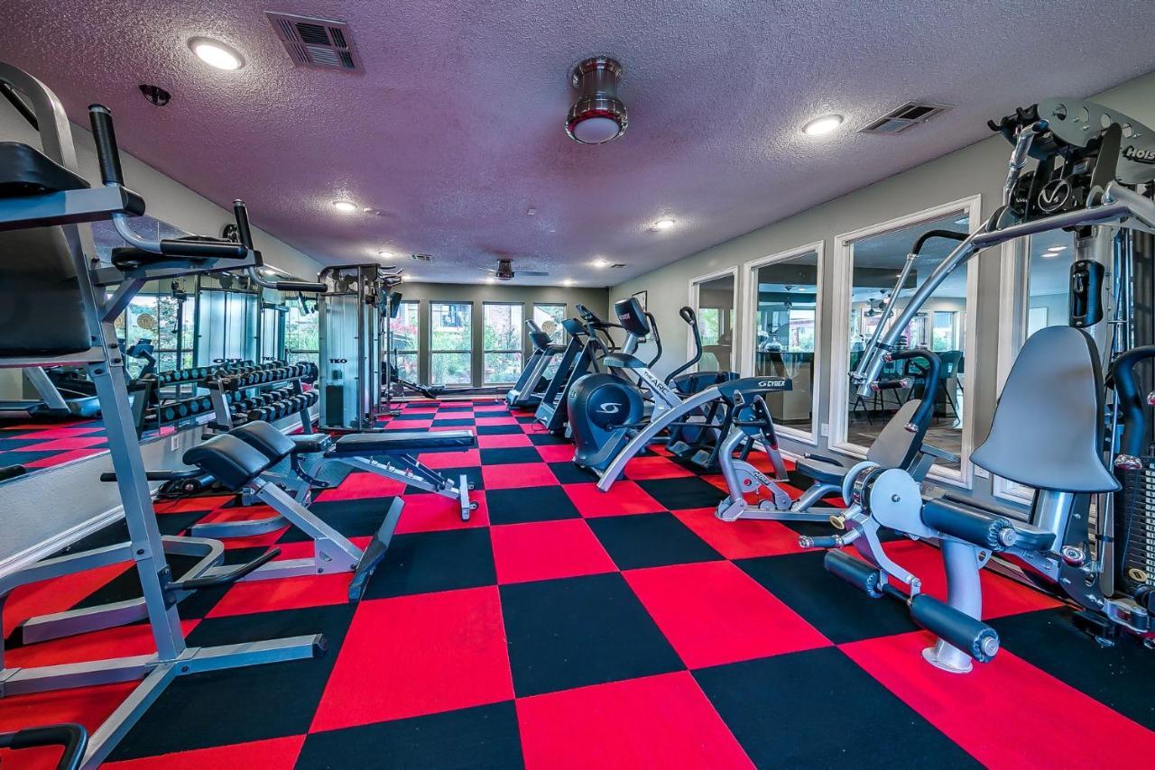 Ou Boomer, Pool, Gym, Hi Speed Wifi, One Mile To Ou & Stadium! Norman Exterior photo